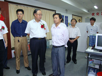 1688354320137060.jpg 省勞動(dòng)廳廳長(zhǎng)到我司視察工作.jpg